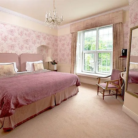 The Old Bank Town House 4*