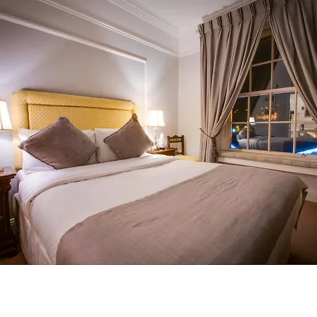 The Old Bank Town House Pensjonat 4*